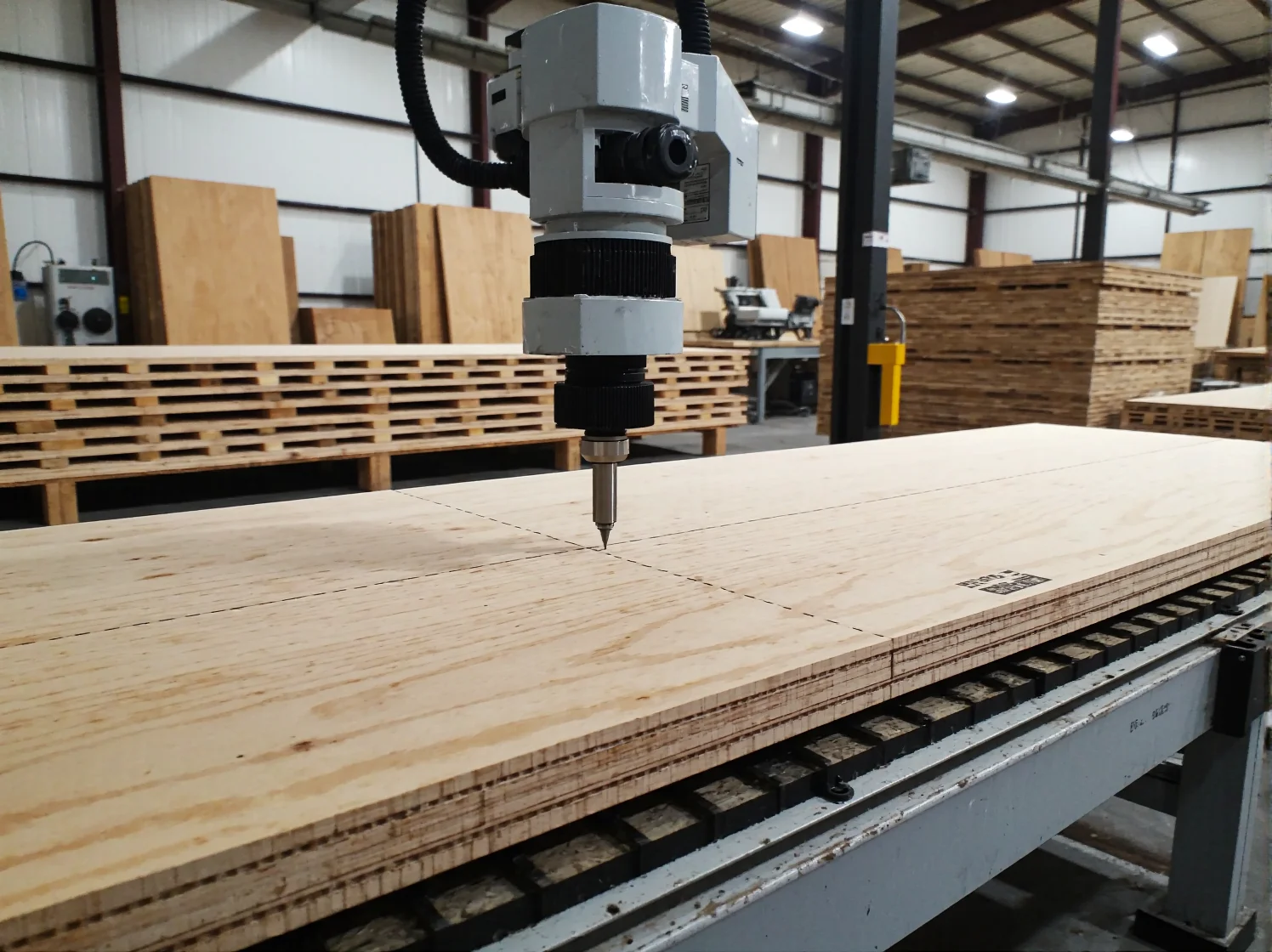 Zaawansowany system AI optymalizujący proces masowej personalizacji mebli na nowoczesnej linii produkcyjnej.